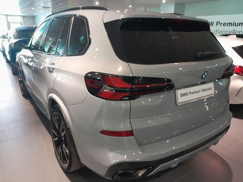 BMW X5 xdrive40d mhev 48V Msport auto