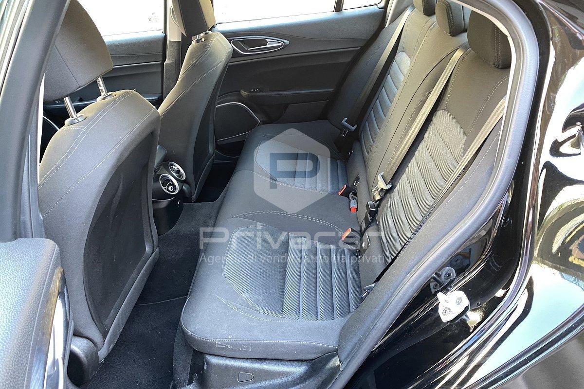 ALFA ROMEO Giulia 2.2 Turbodiesel 136 CV AT8