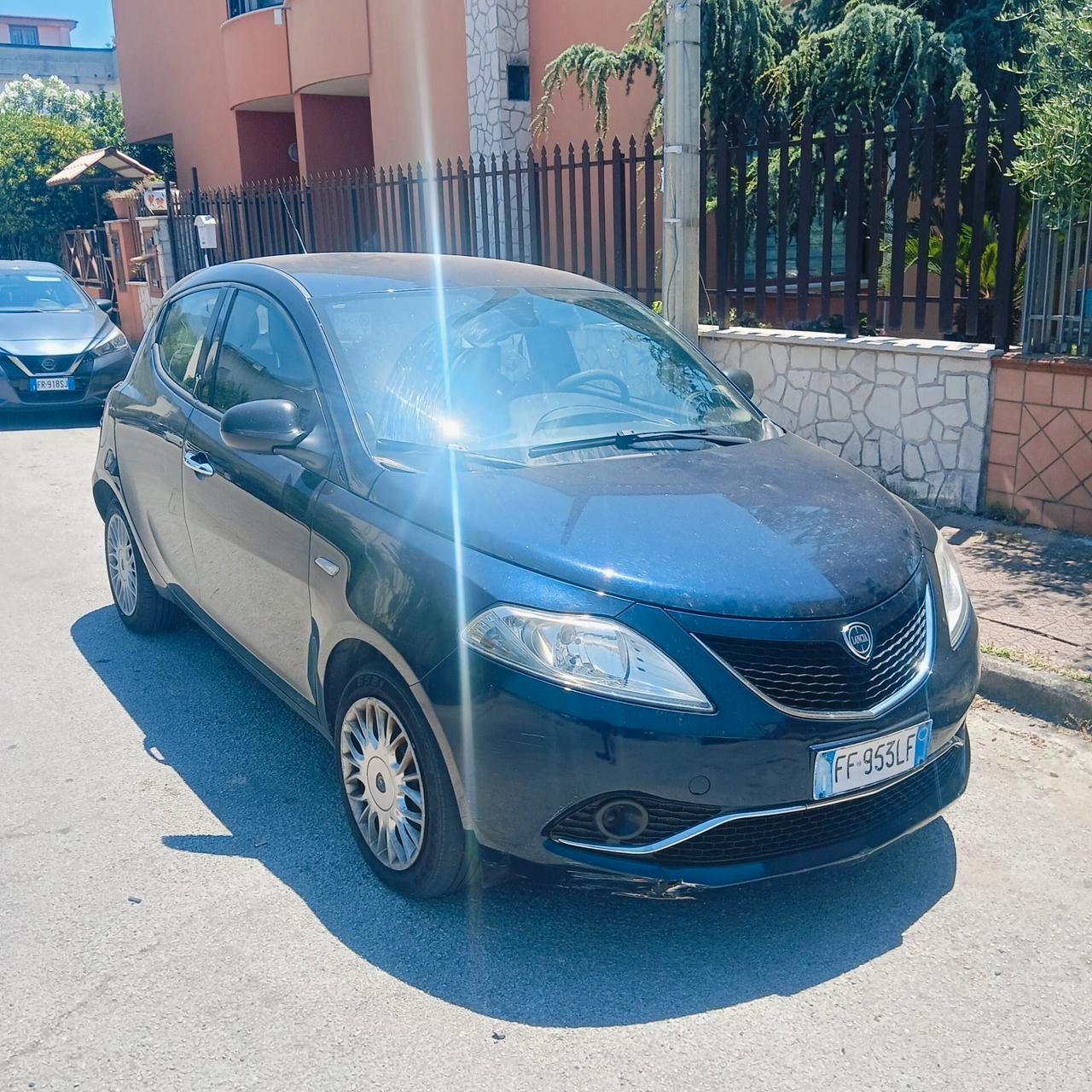Lancia Ypsilon 1.2 69 CV 5 porte GPL Ecochic Gold