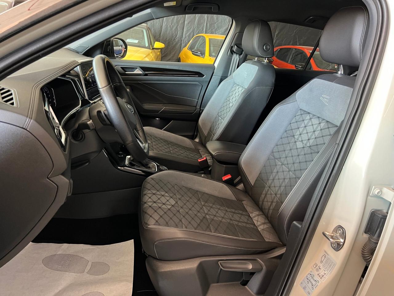 Volkswagen T-Roc 2.0 TDI SCR 150 CV DSG 4MOTION R-Line