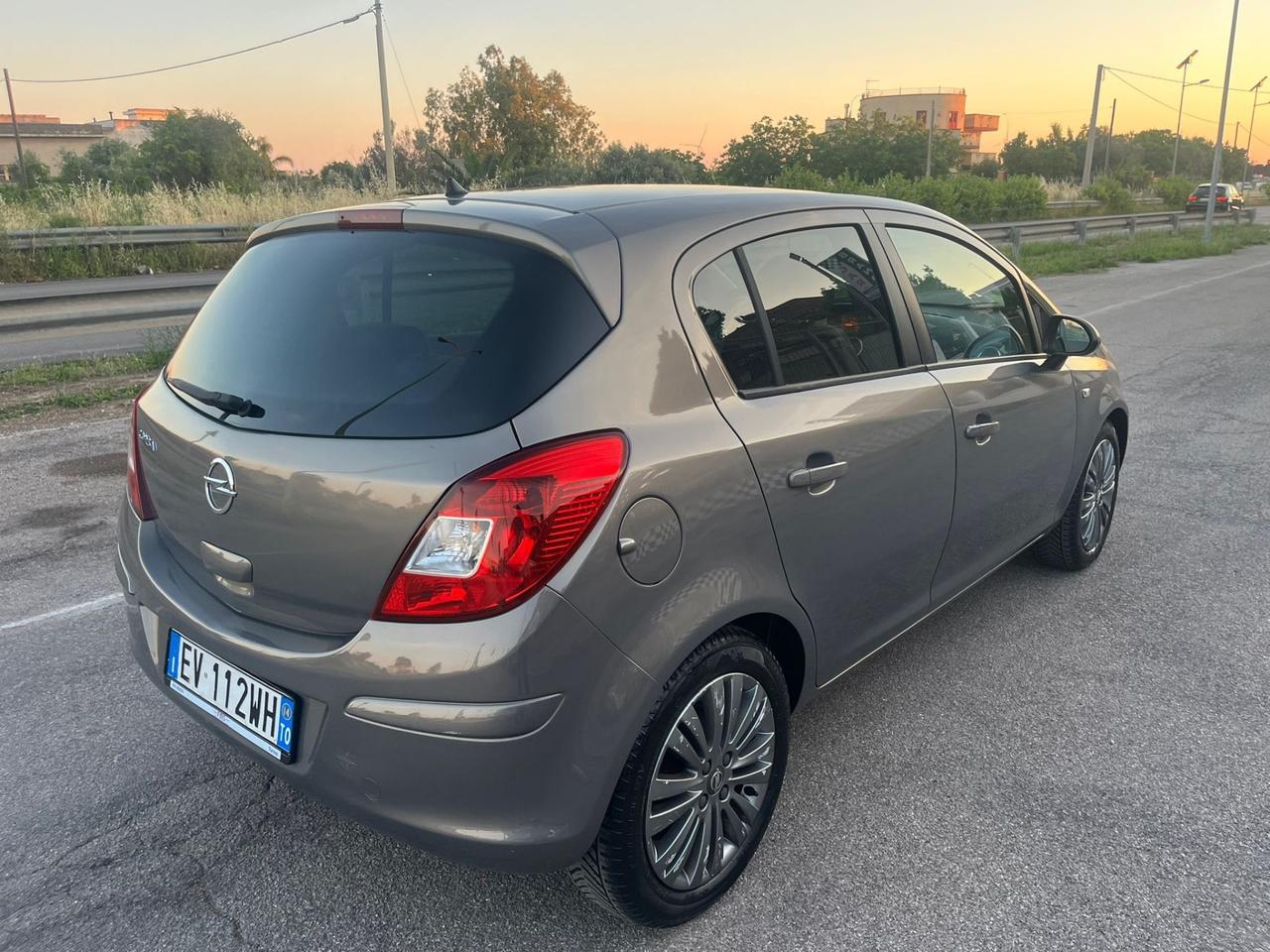 Opel Corsa 1.2 5 porte GPL-TECH Edition Unipro 2014