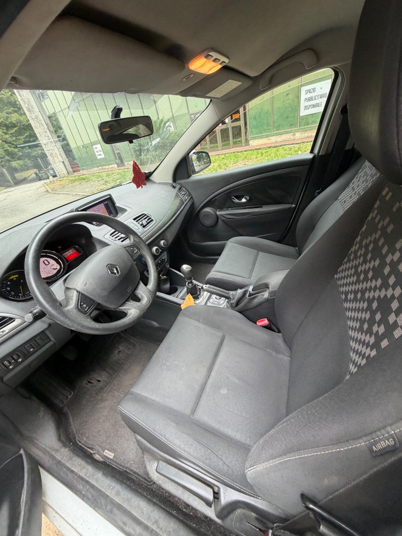 Renault Megane Mégane 1.5 dCi 110CV EDC Wave