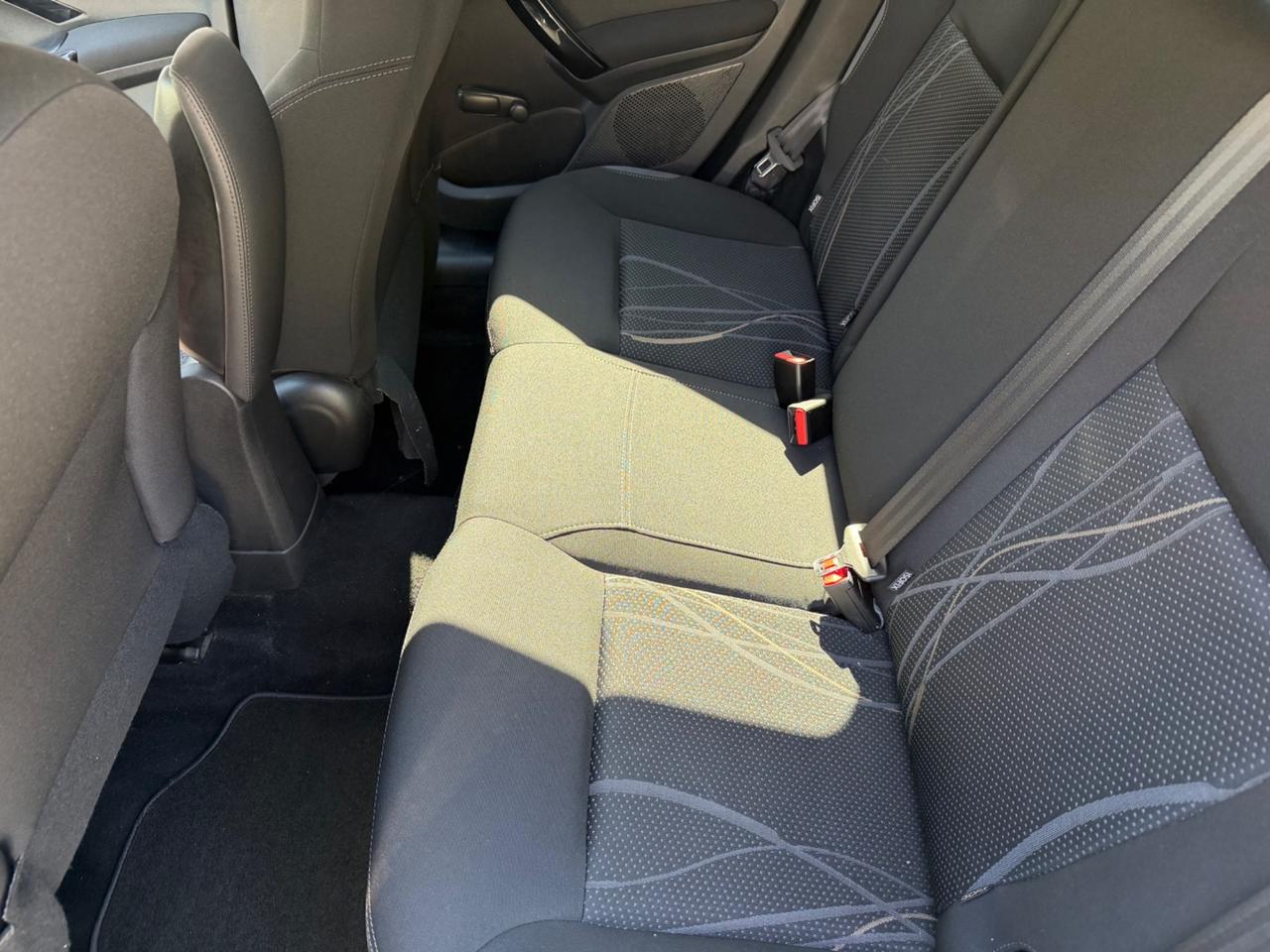 Peugeot 208 1.2 benzina MOTORE NUOVO