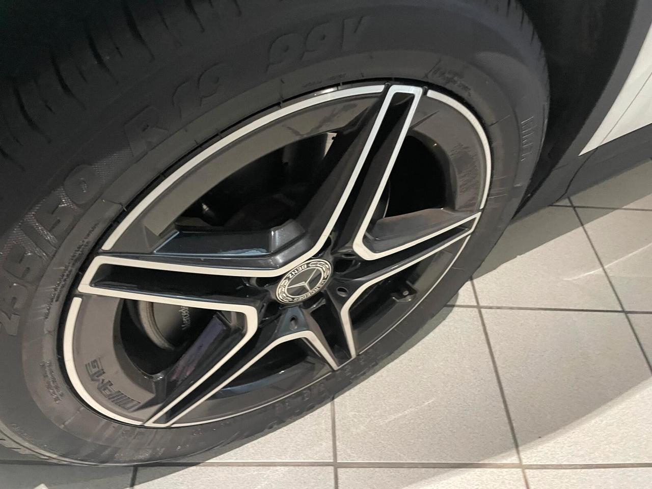 Mercedes-benz GLA 180 GLA 180 d Automatic Premium