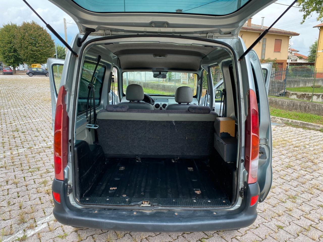 Renault Kangoo 1.2i 5Posti 112.000Km