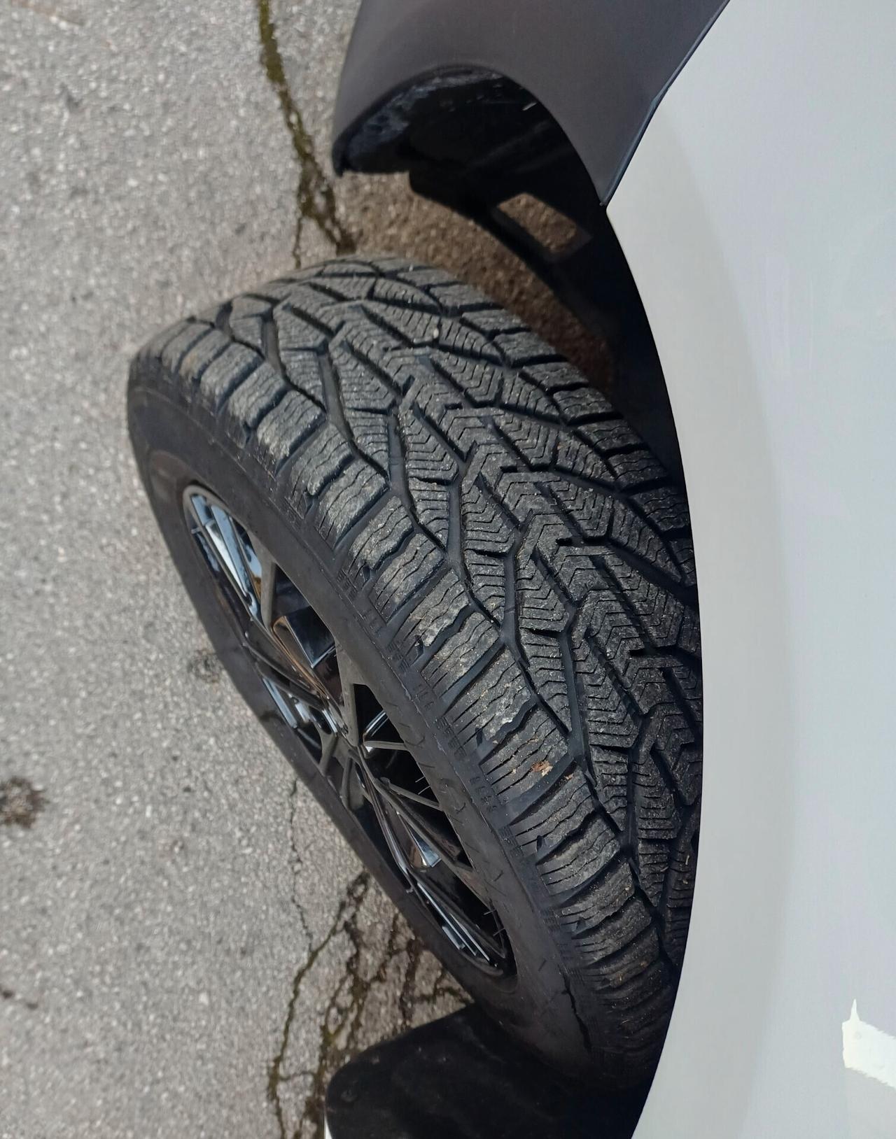 VOLKSWAGEN CADDY 2.0 TDI 122cv 4 MOTION "ALLESTITO