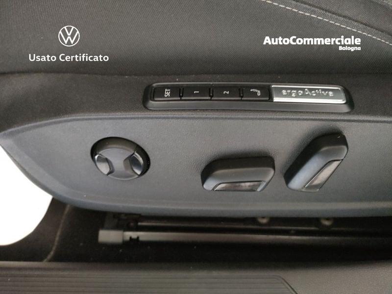 Volkswagen Golf Golf 1.5 TGI DSG Style