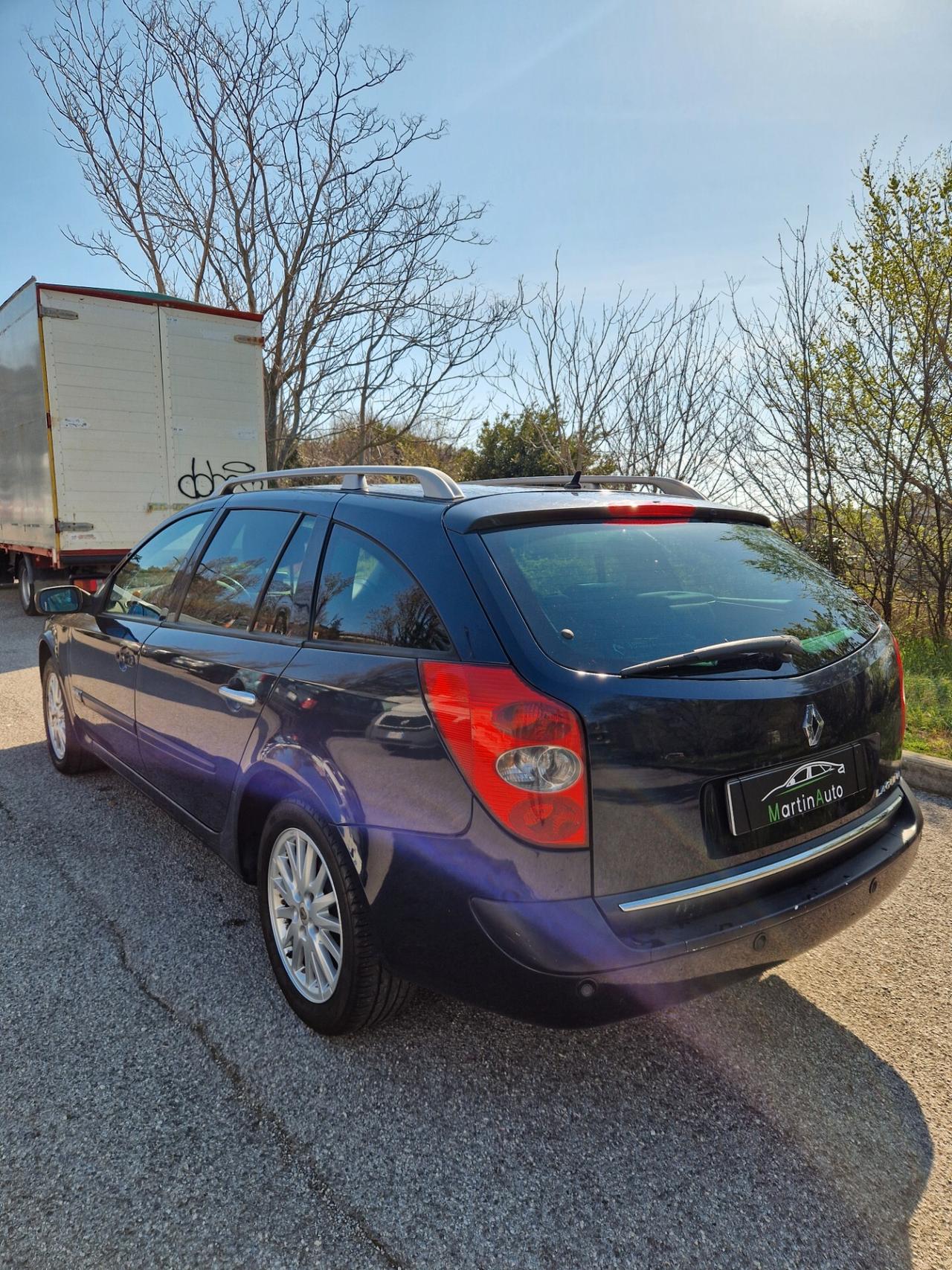Renault Laguna 2.0 dCi 175CV - 2006