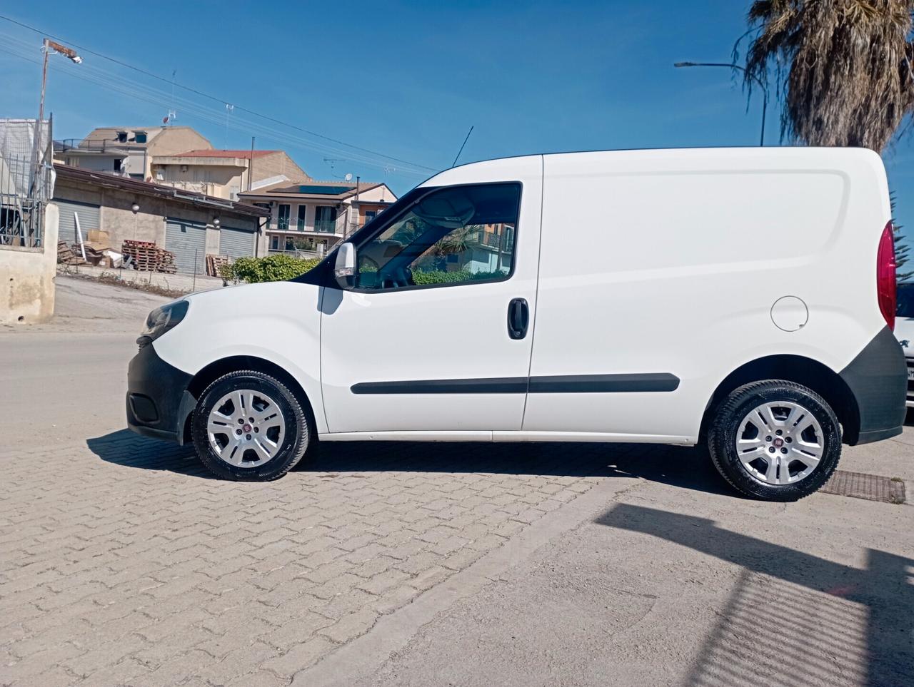 Fiat Doblo Doblò 1.6 MJT 120CV PC-TN Cargo Lamierato SX 3 Posti