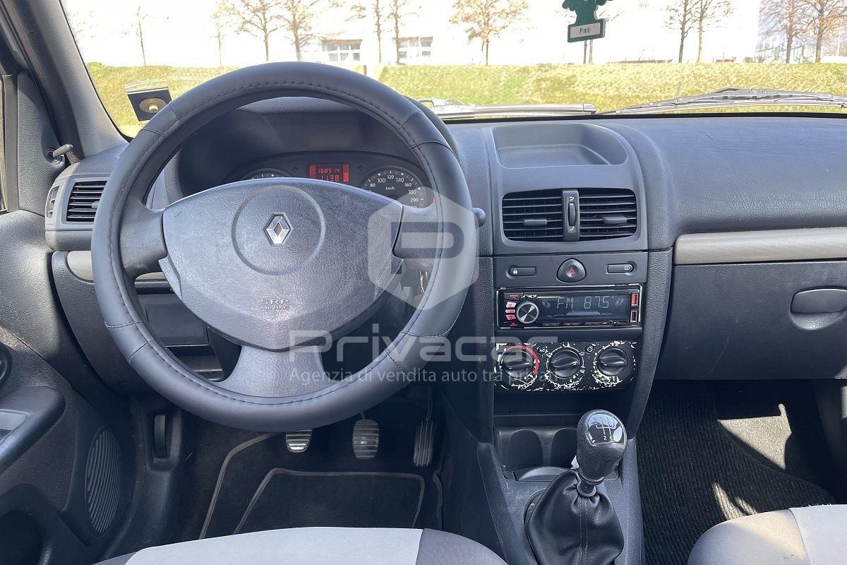 RENAULT Clio 1.2 cat 5 porte Confort Authentique