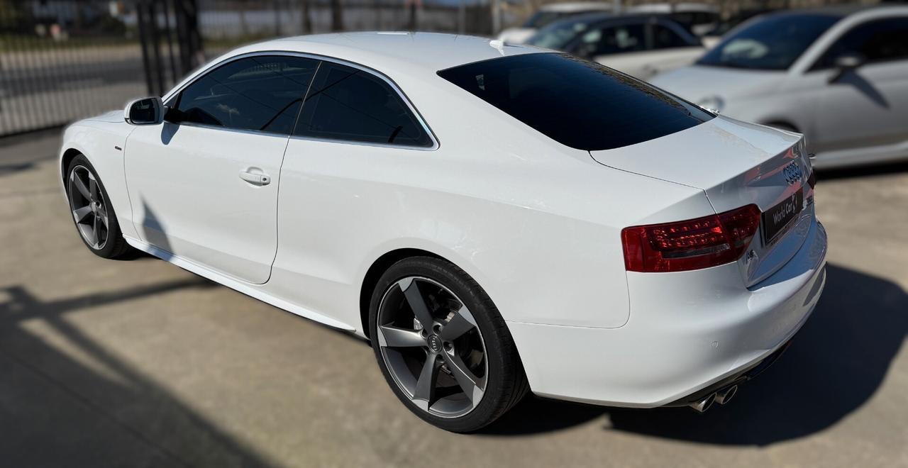 Audi A5 2.0 TDI QUATTRO S-LINE