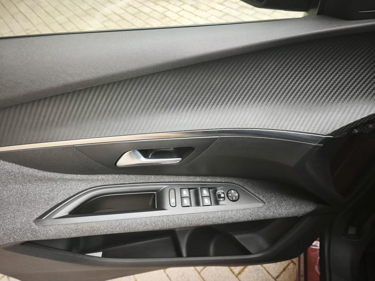 Peugeot 5008 BlueHDi 130 S&S EAT8 Active Pack