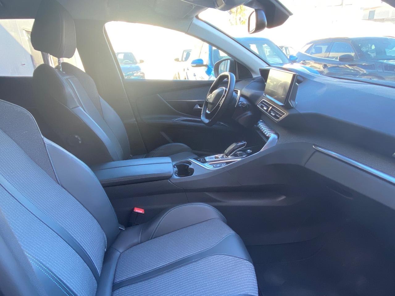 Peugeot 3008 HDI 1.5 Diesel 130 cv Allure |2021