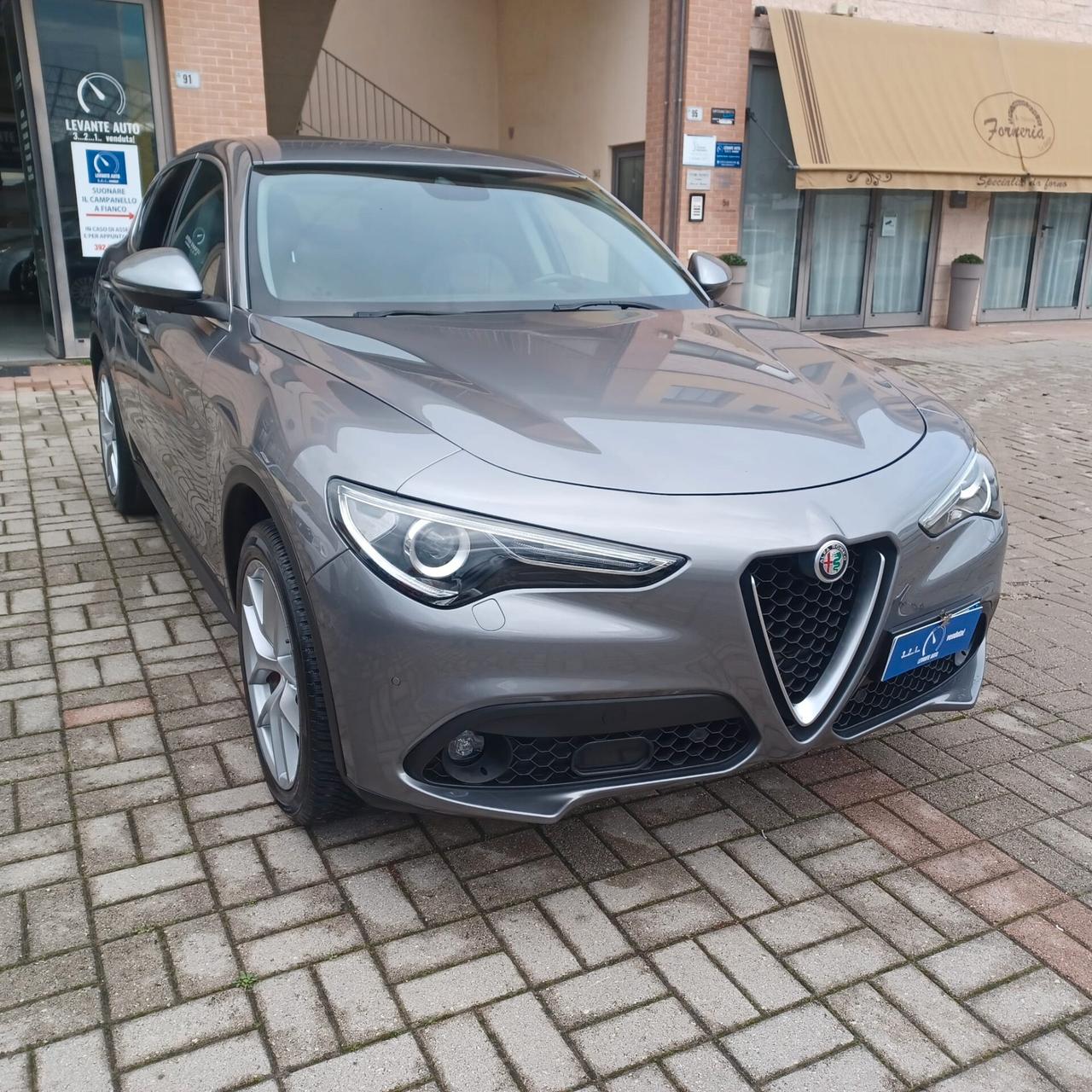 104.880 KM STELVIO 2.1 TDI AUTOM PARI AL NUOVO