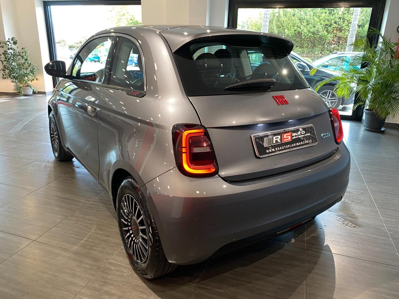 Fiat 500e Red Berlina 23,65 kWh