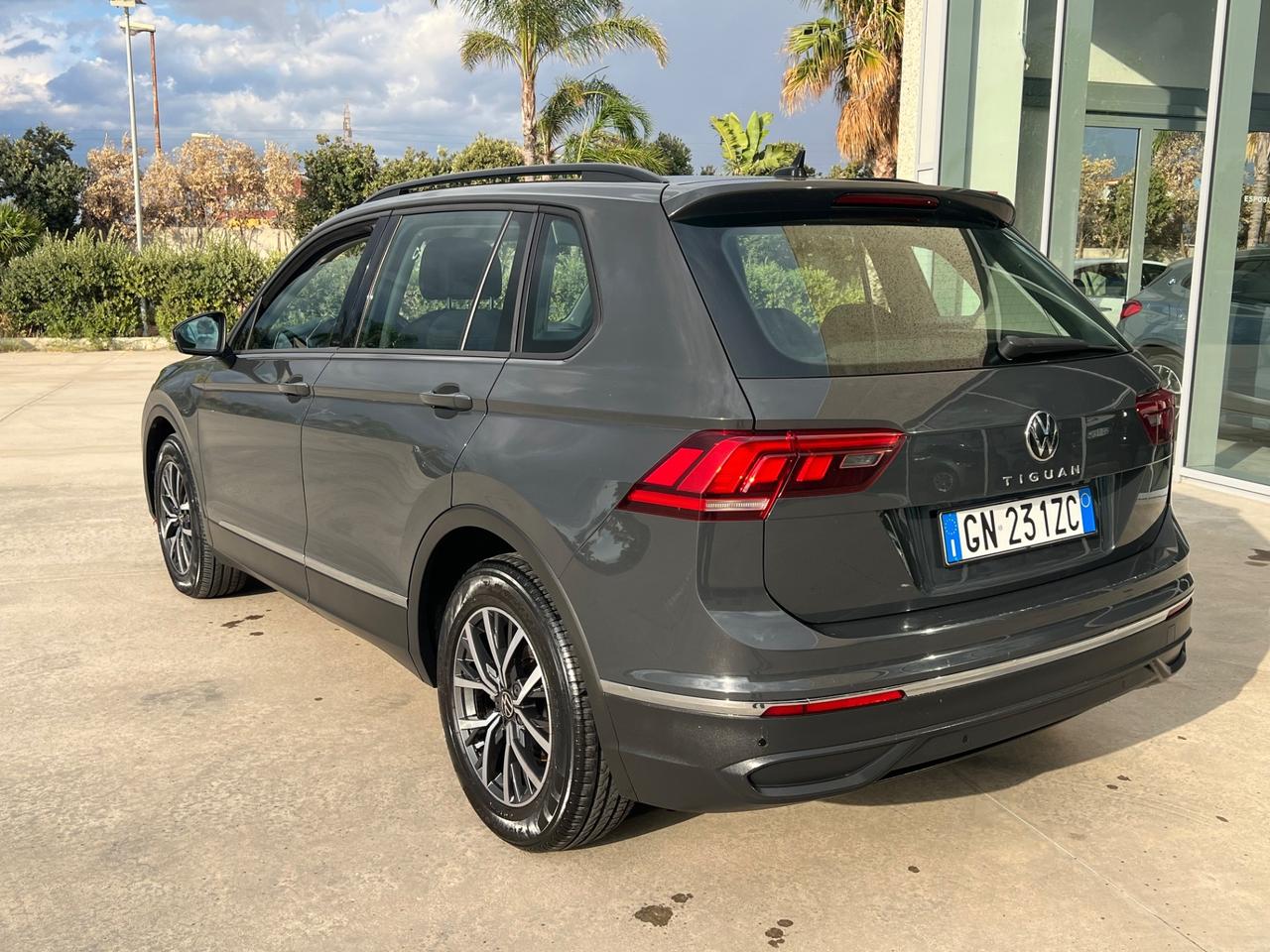 Volkswagen Tiguan 2.0 TDI 150 CV DSG Life - possibilità noleggio no scoring