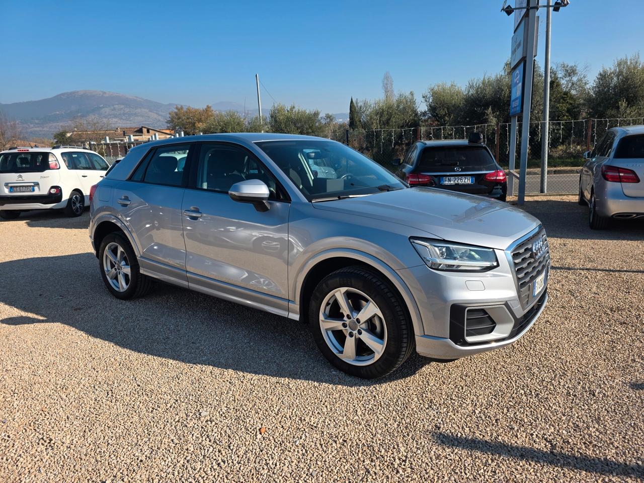 Audi Q2 30 TDI S tronic Business Design
