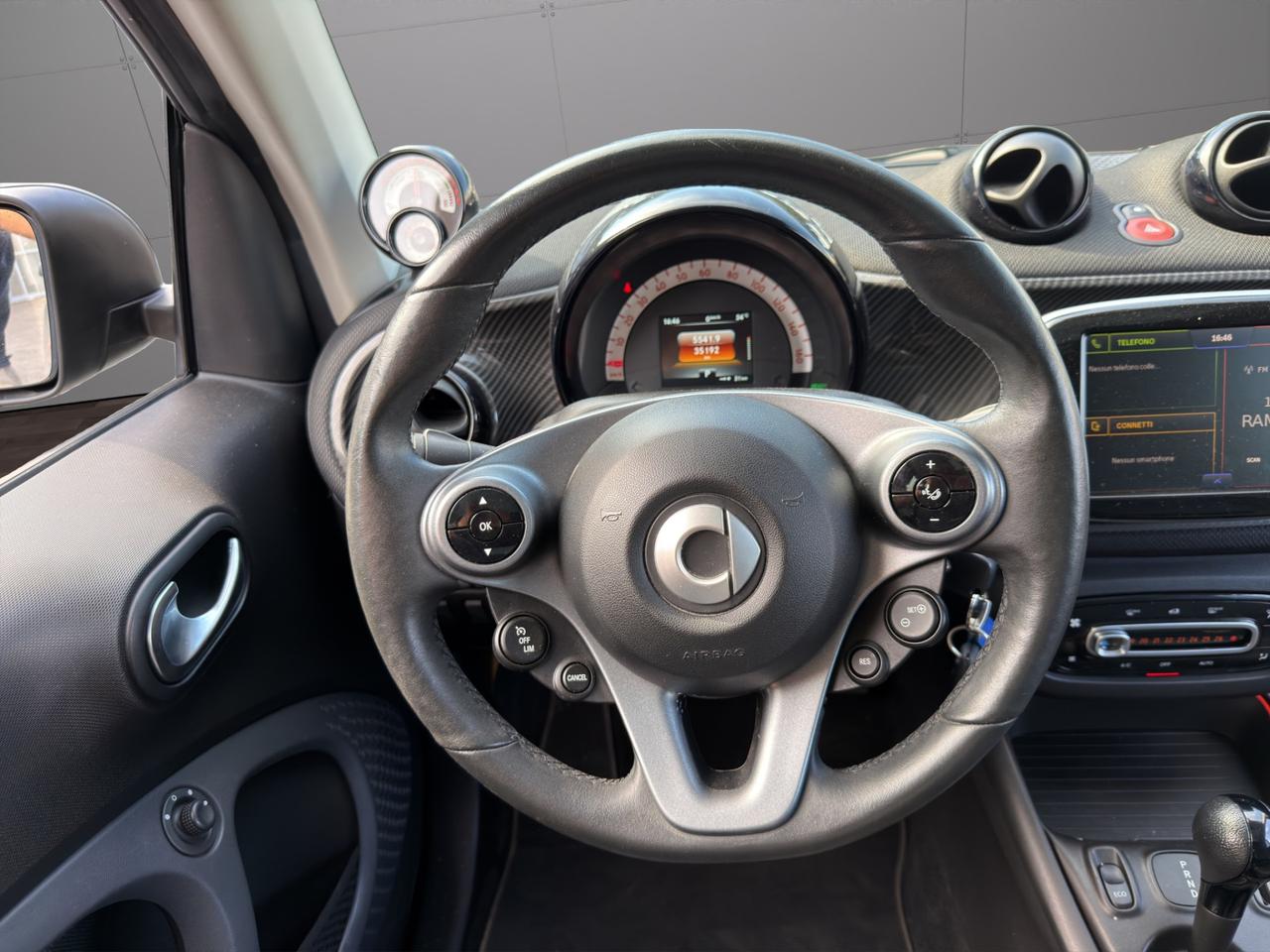 smart forTwo EQ Racing Grey 22kW - Vettura italiana - Promo Finanziamento