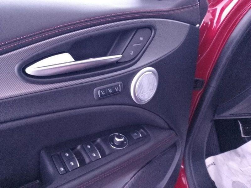 Alfa Romeo Stelvio 2.2 t Tributo Italiano Q4 210cv auto