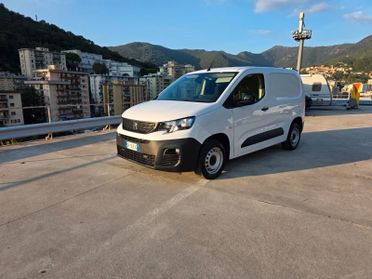 Peugeot Partner BlueHDi Furgone Premium