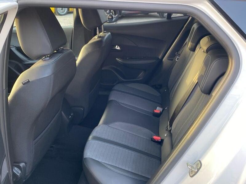 Peugeot 2008 PureTech 100 Allure Pack S/S