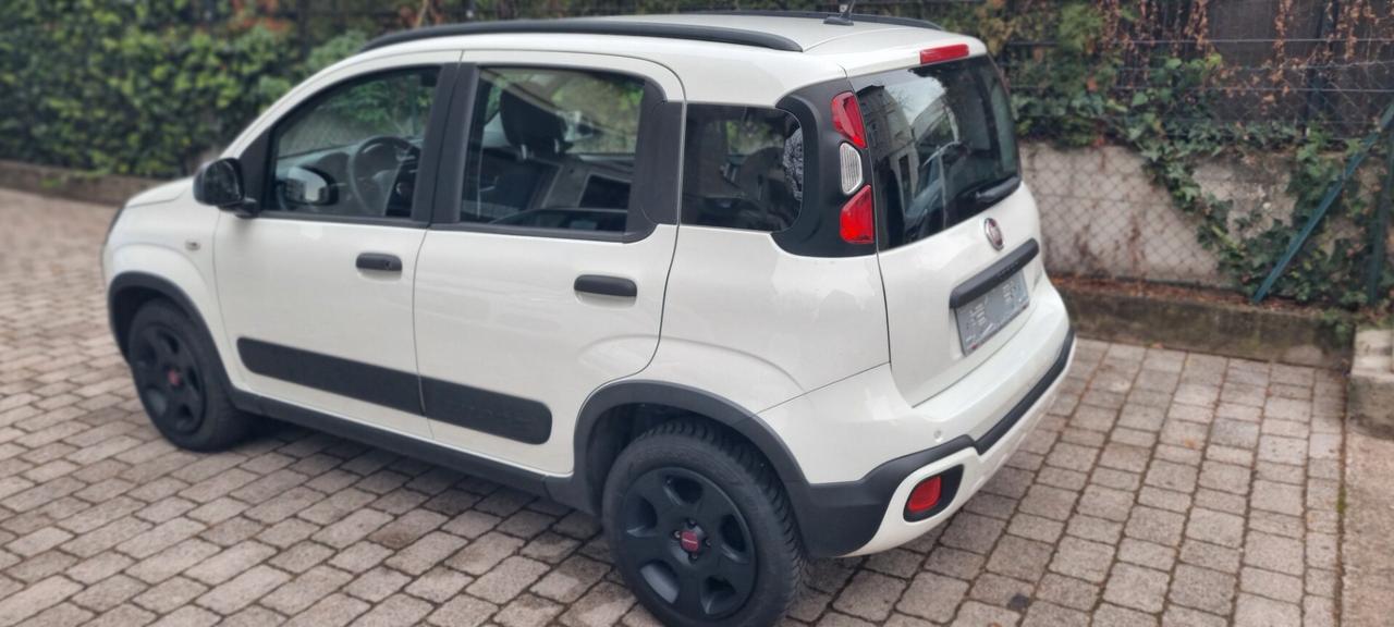 Fiat Panda cross Hybrid city anno 2021 km 47000