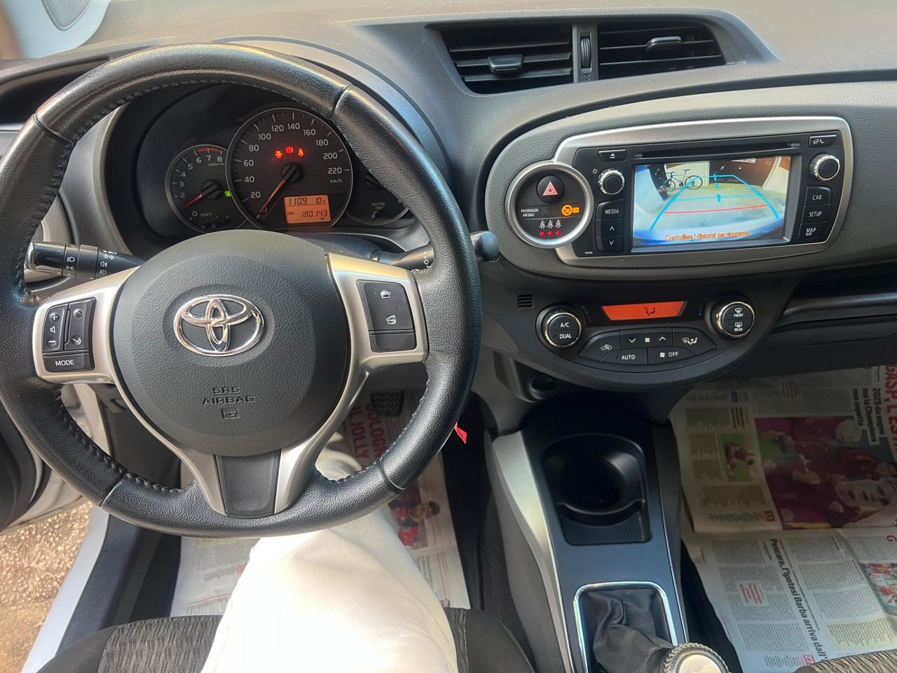 Toyota Yaris 1.0 5 porte Lounge