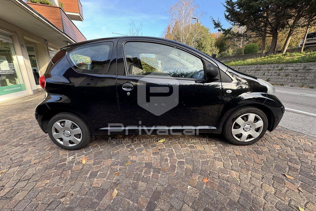 TOYOTA Aygo 1.0 12V VVT-i 3 porte Sol