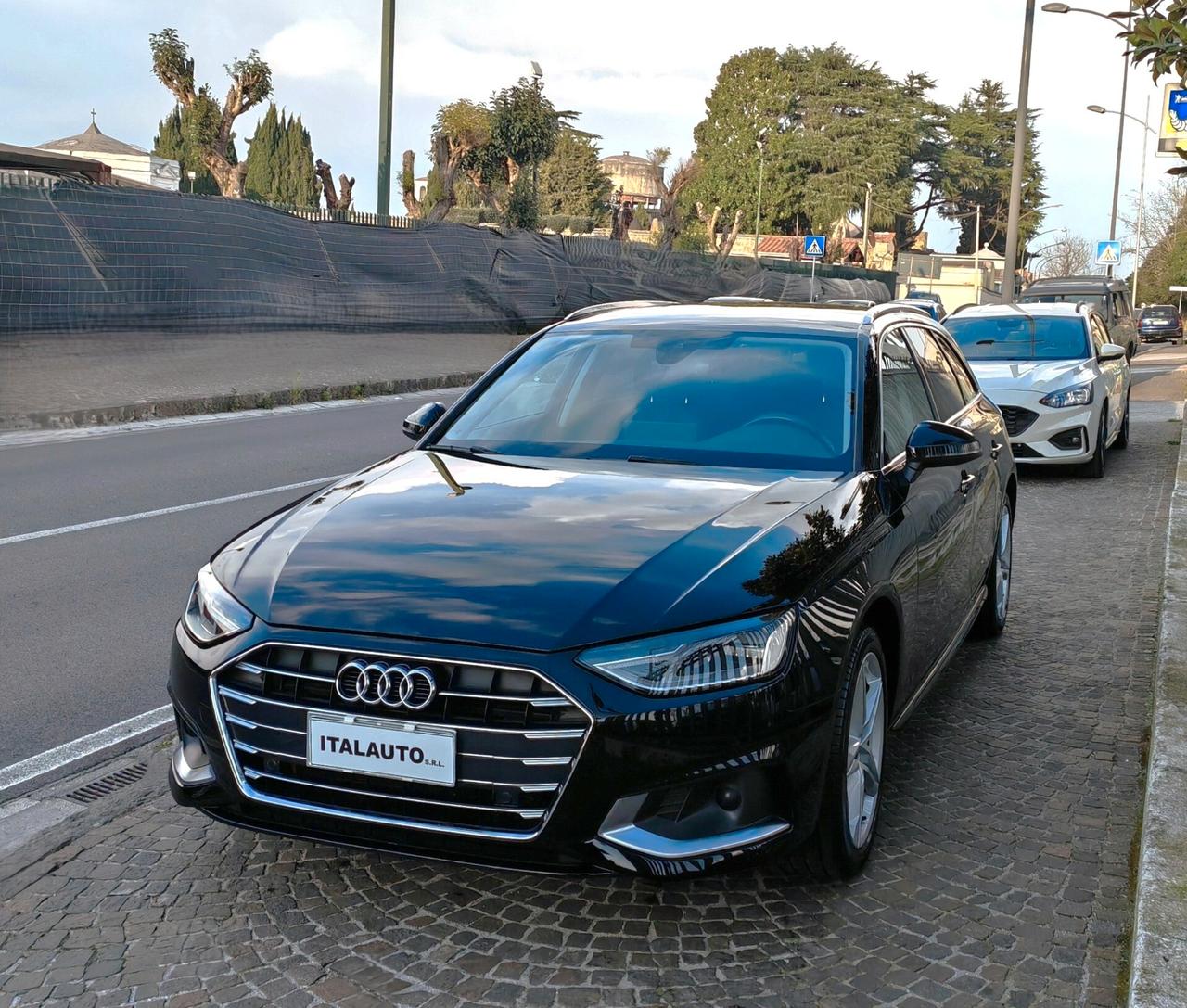 Audi A4 Avant 2.0 TDI 136 CV S tronic Business Advanced