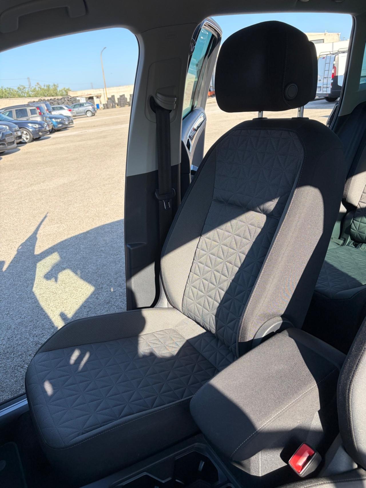 Volkswagen Tiguan 2.0 TDI 150 CV SCR DSG Elegance
