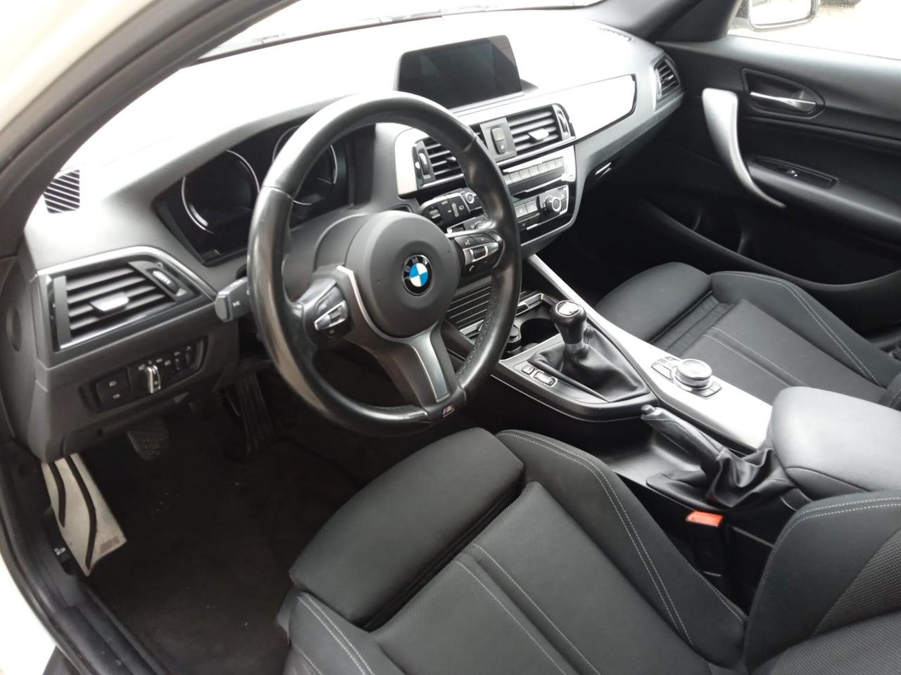 Bmw 118 M SPORT PACK SHADOW 18" SENS PARK DOPPI SEDILI RISCALDATI CRUISE CONTROL NAVY IN ARRIVO OPZIONABILE