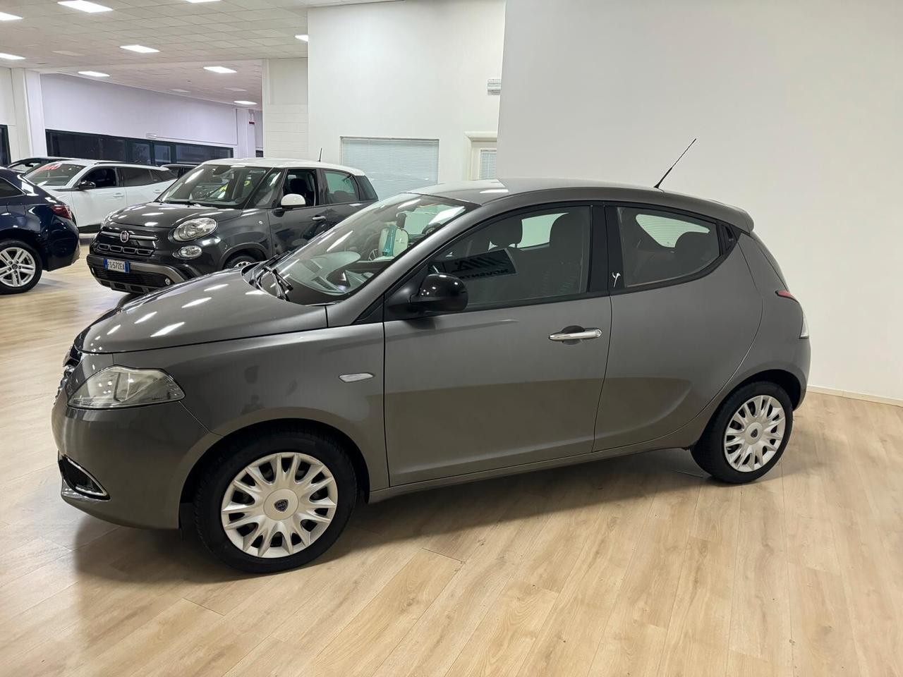 Lancia Ypsilon 1.3 MJT 16V 95 CV 5 porte *** NEOPATENTATI***
