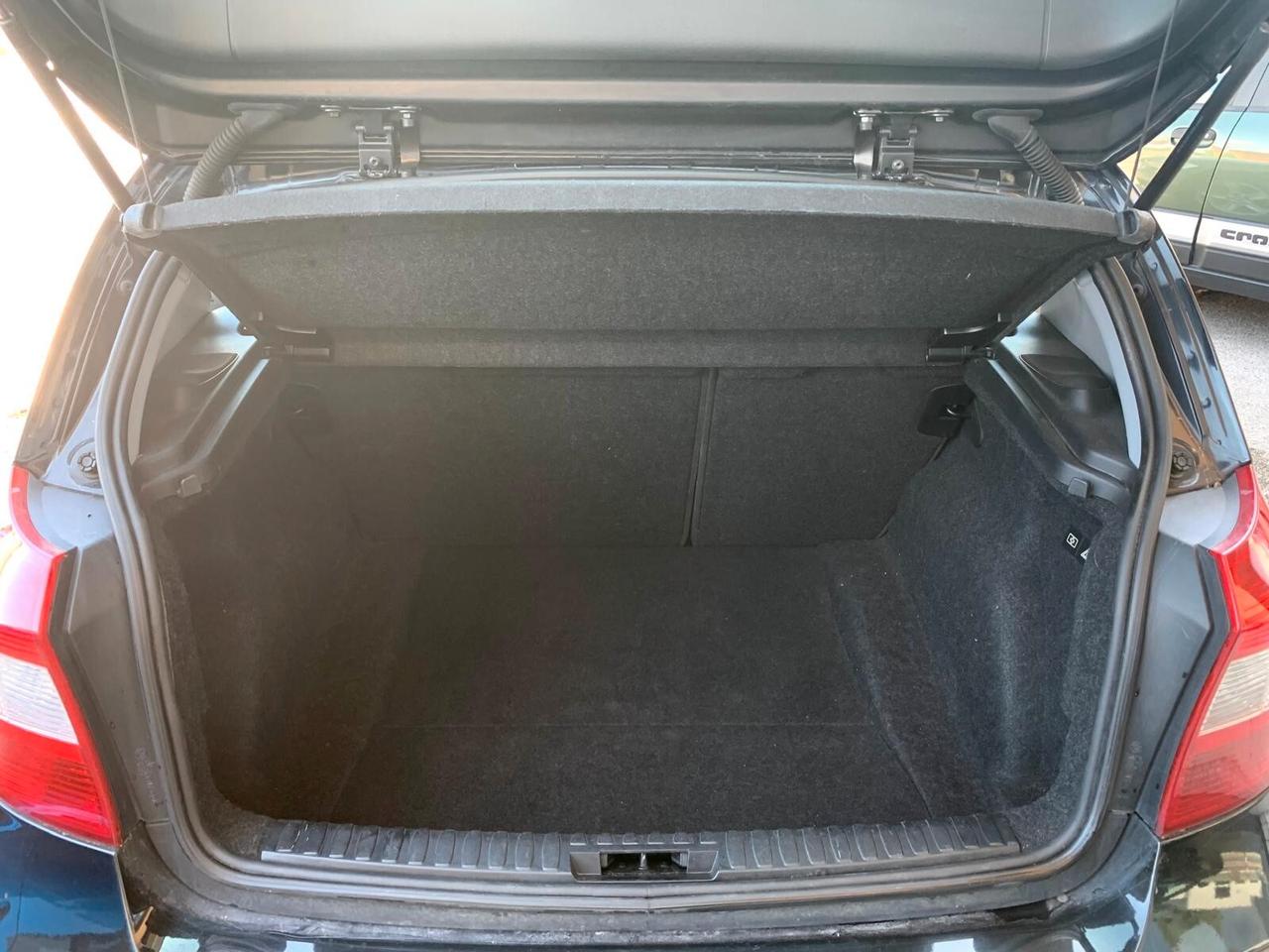 Bmw 116i 5p Futura Full Neopat. Documenti ok