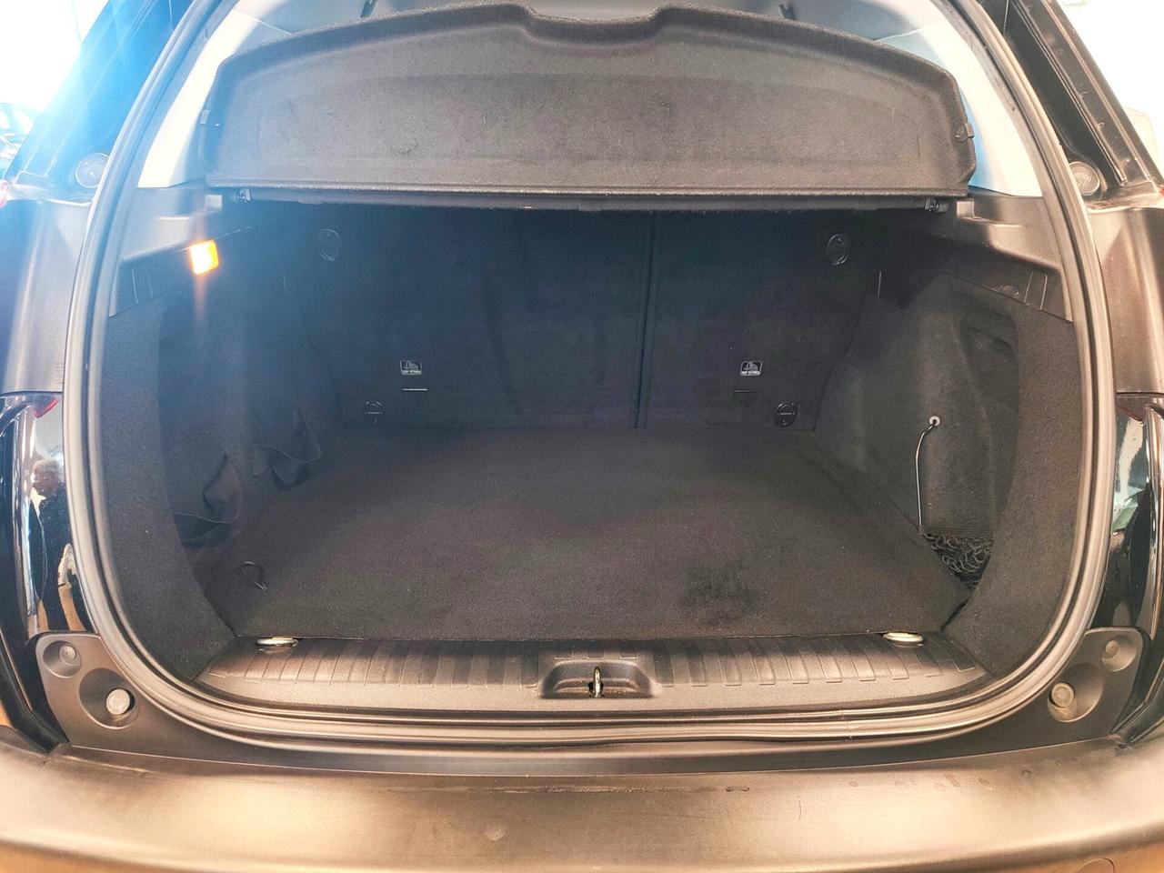 Peugeot 2008 BlueHDi 75 cv -113.000 KM!!-