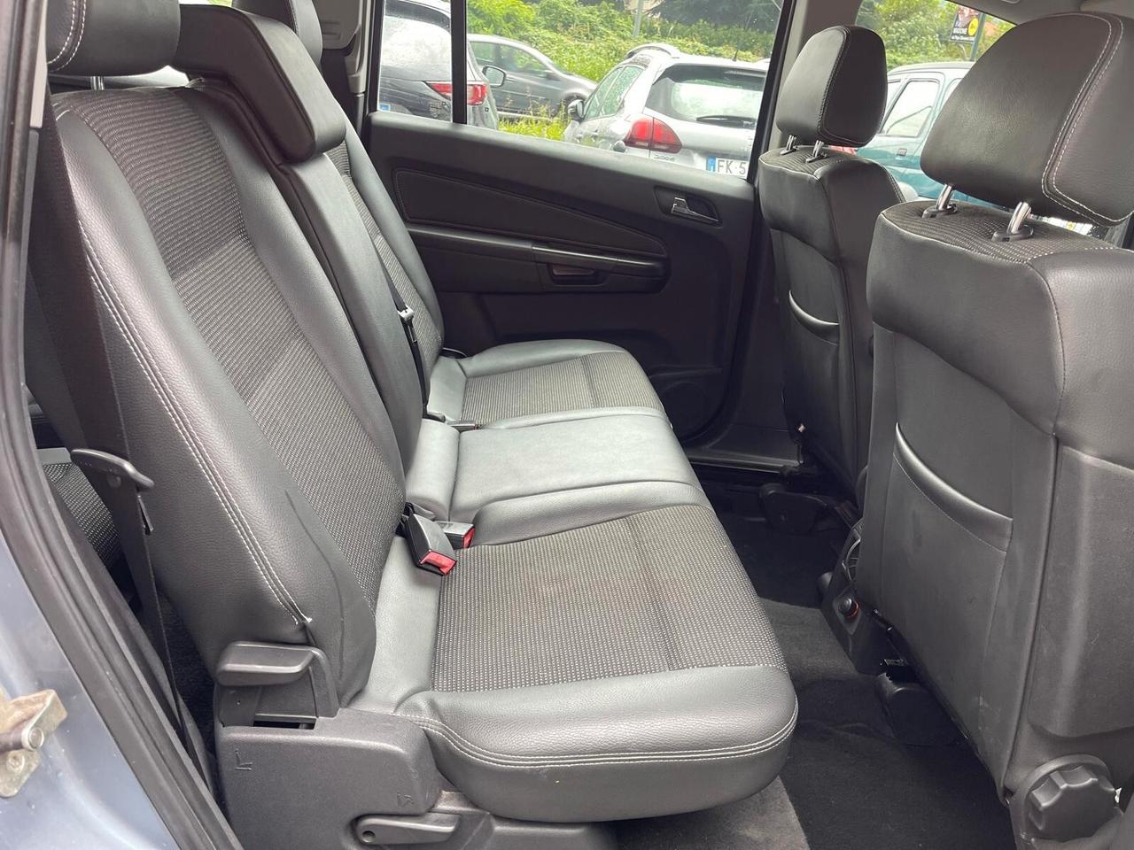 Opel Zafira 1.6 16V Twinport Cosmo