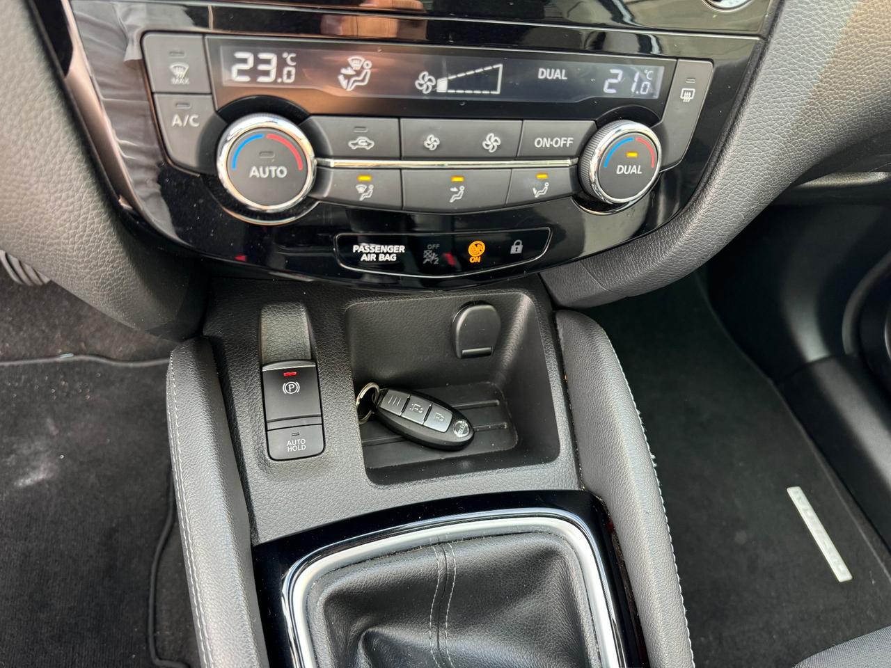 Nissan Qashqai 1.5 dCi N-Connecta