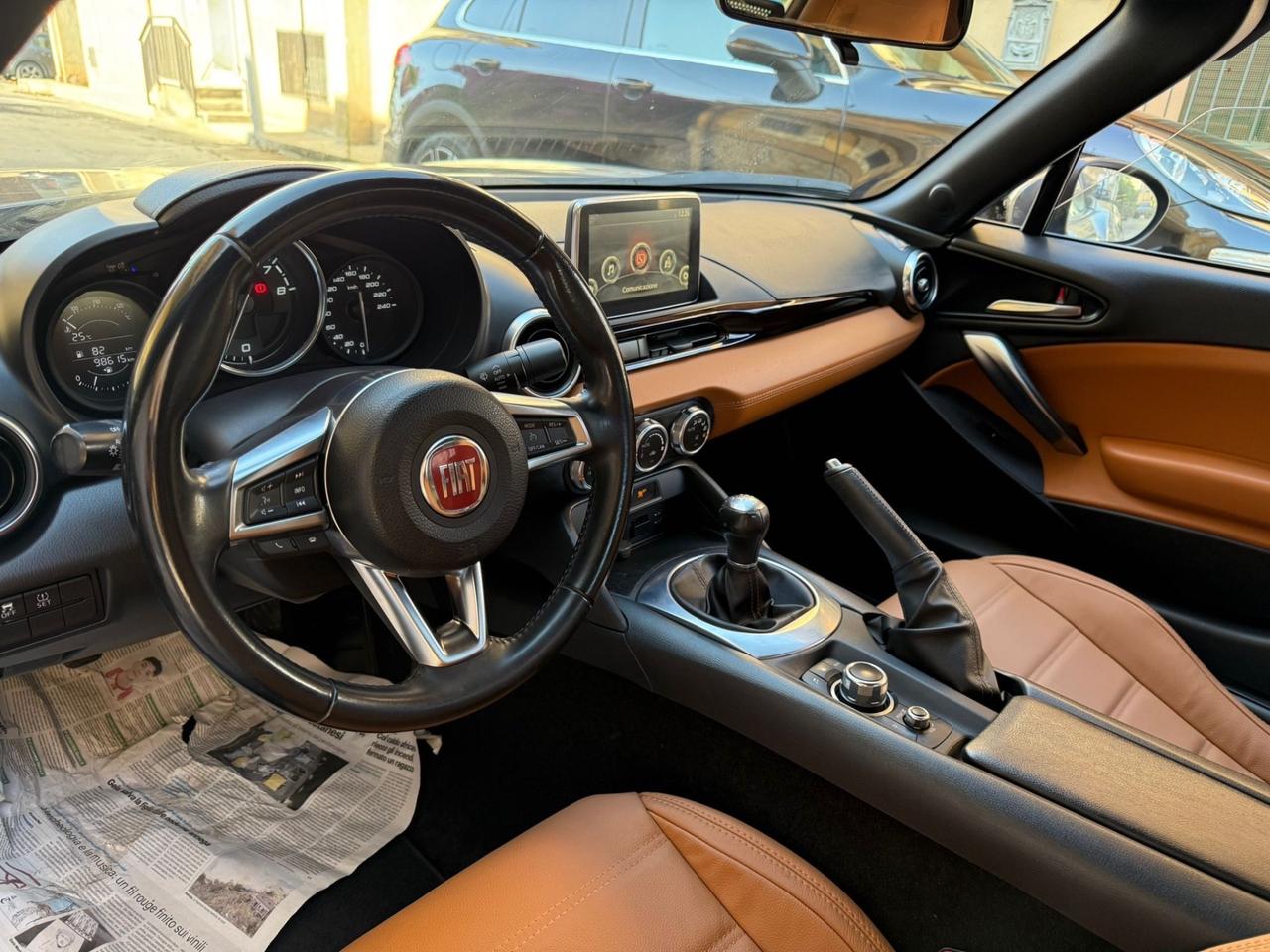 Fiat 124 Spider 1.4 MultiAir America iva esposta