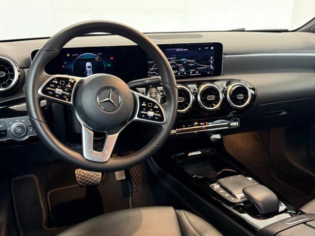 MERCEDES-BENZ A 180 d Automatic Sport