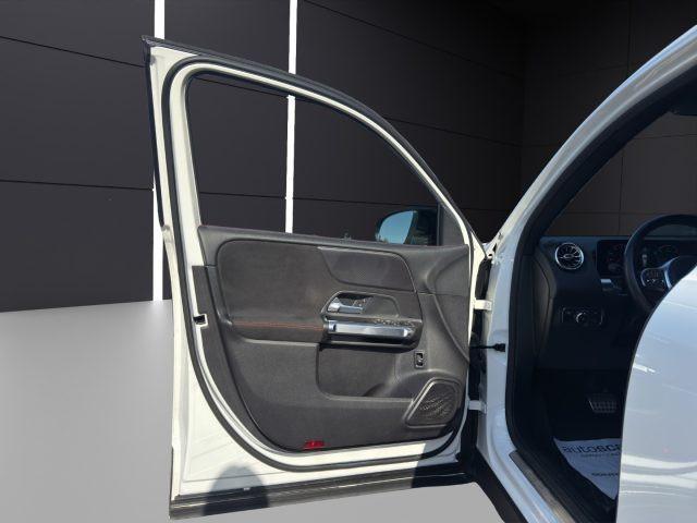 MERCEDES-BENZ GLB 200 d Automatic 4Matic Premium