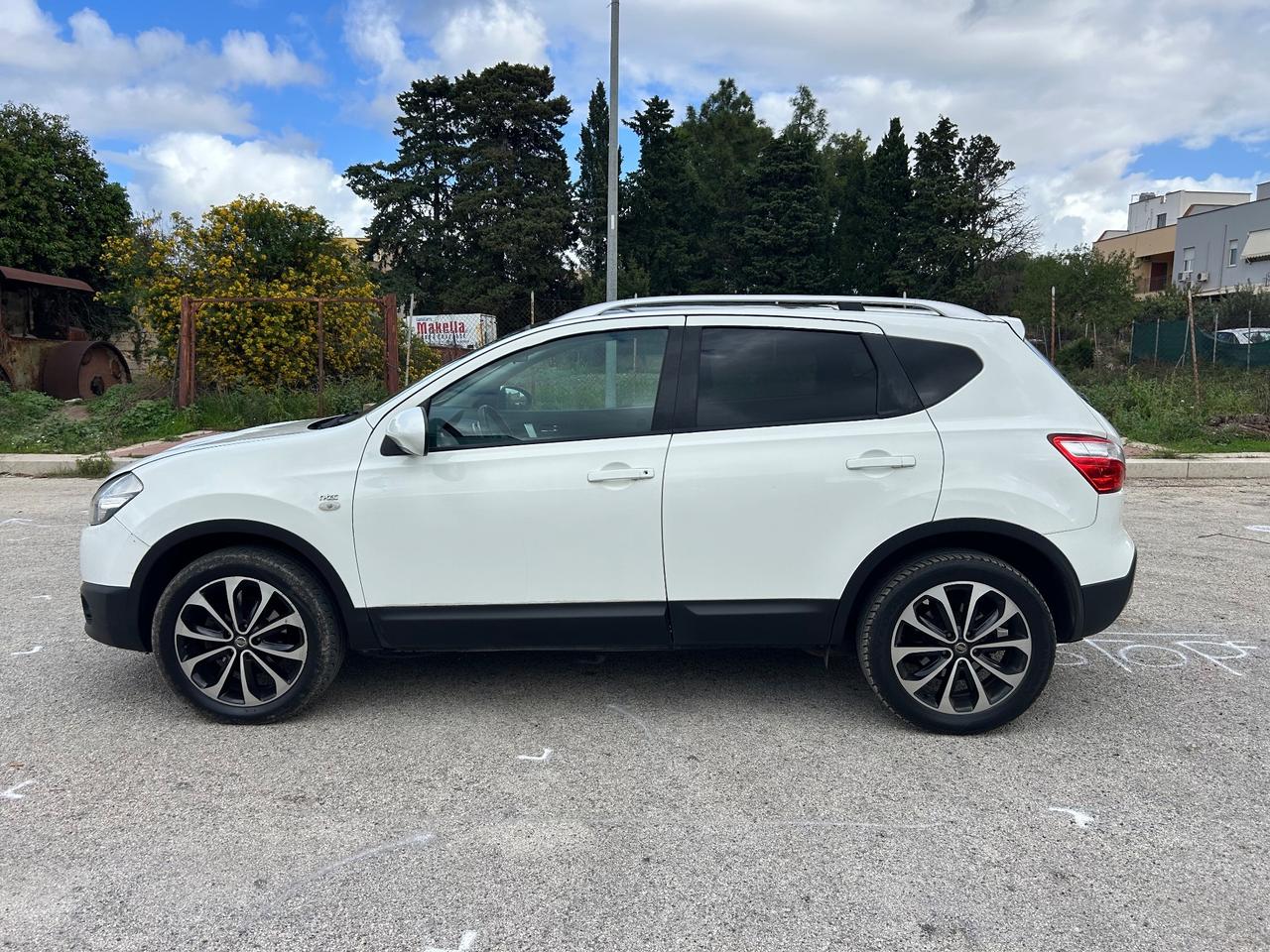 Nissan Qashqai 2.0 dCi DPF Tekna