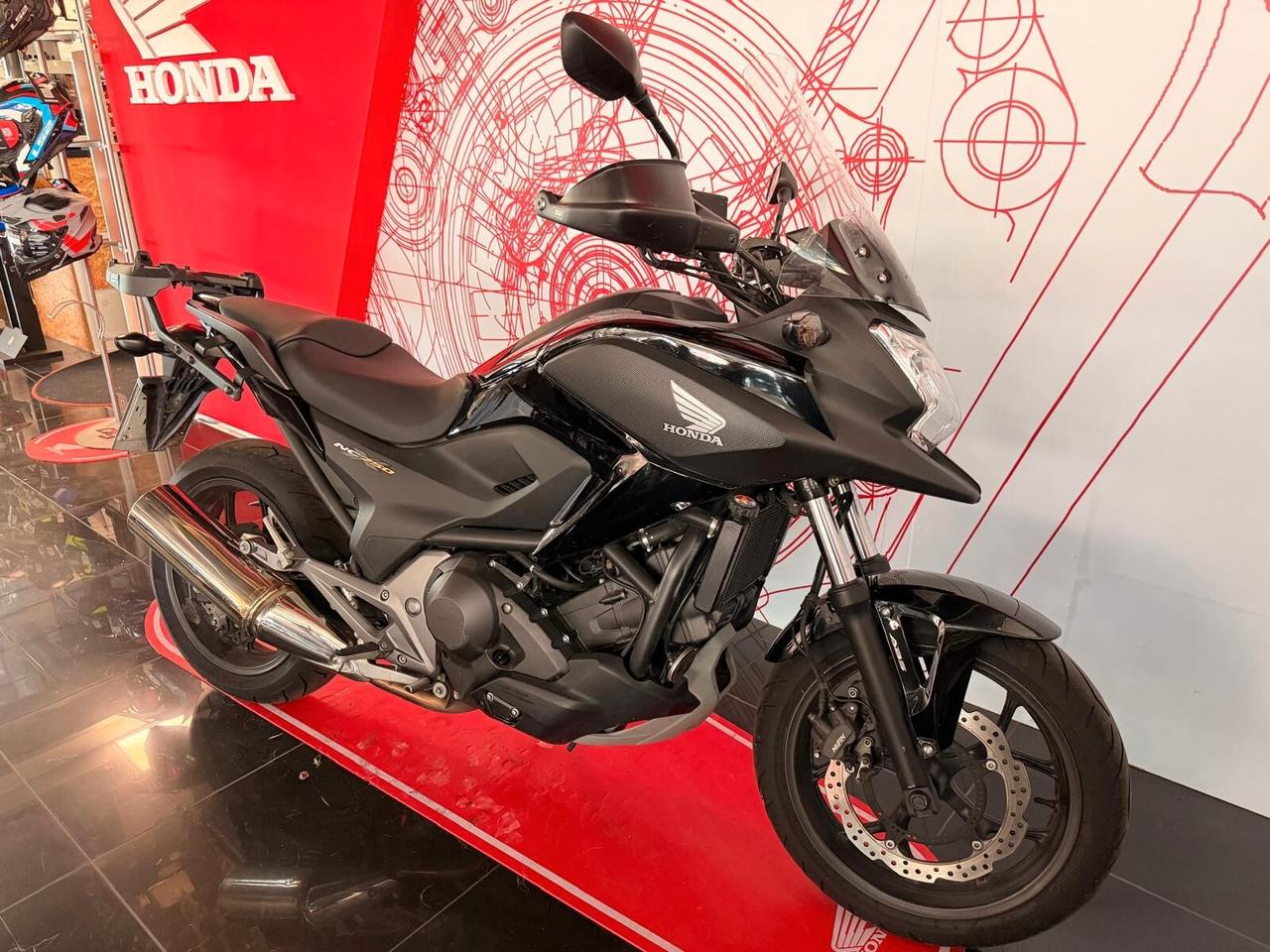 Honda NC 750 X DCT 2015
