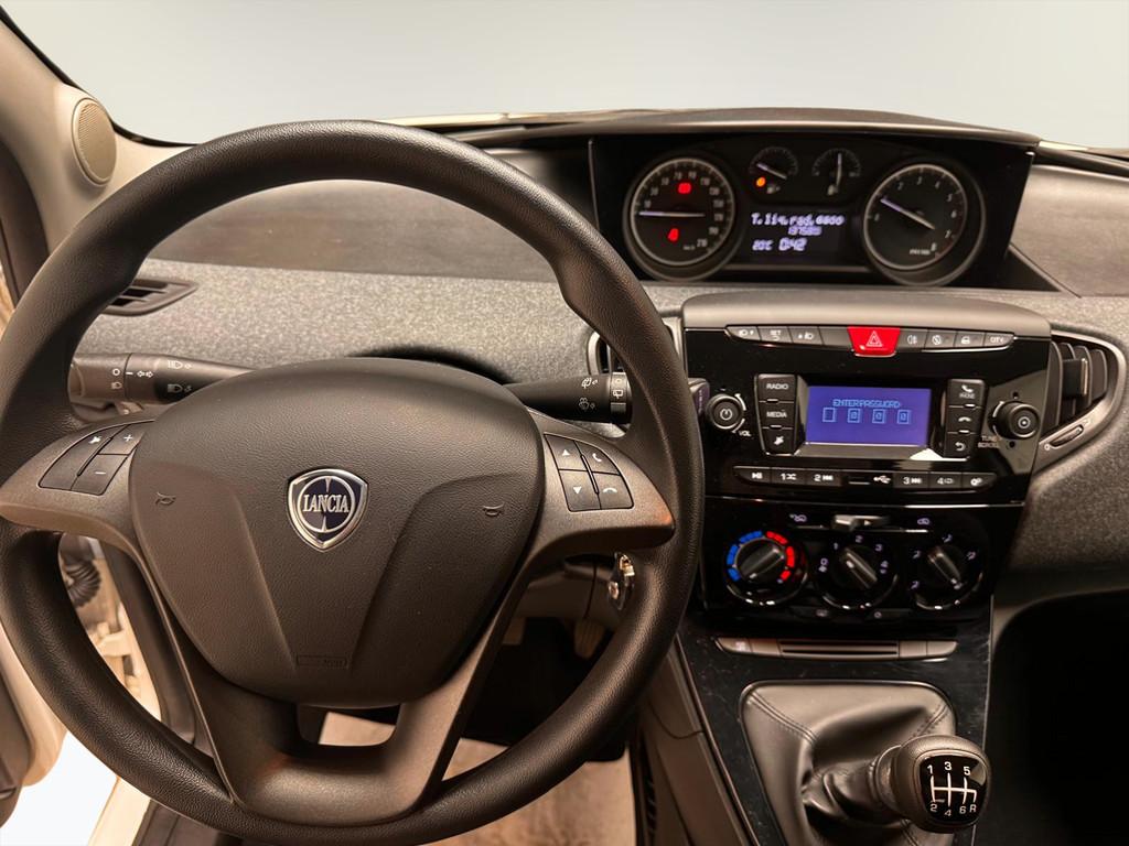 LANCIA Ypsilon III 2021 - Ypsilon 1.0 firefly hybrid Silver s&s 70cv