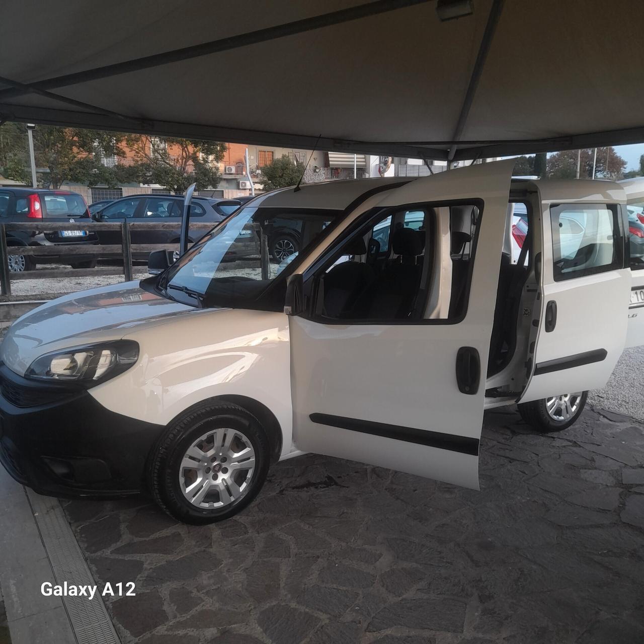 Fiat Doblo 5 posti autocarro 1.3 MJT PC Combi N1 SX