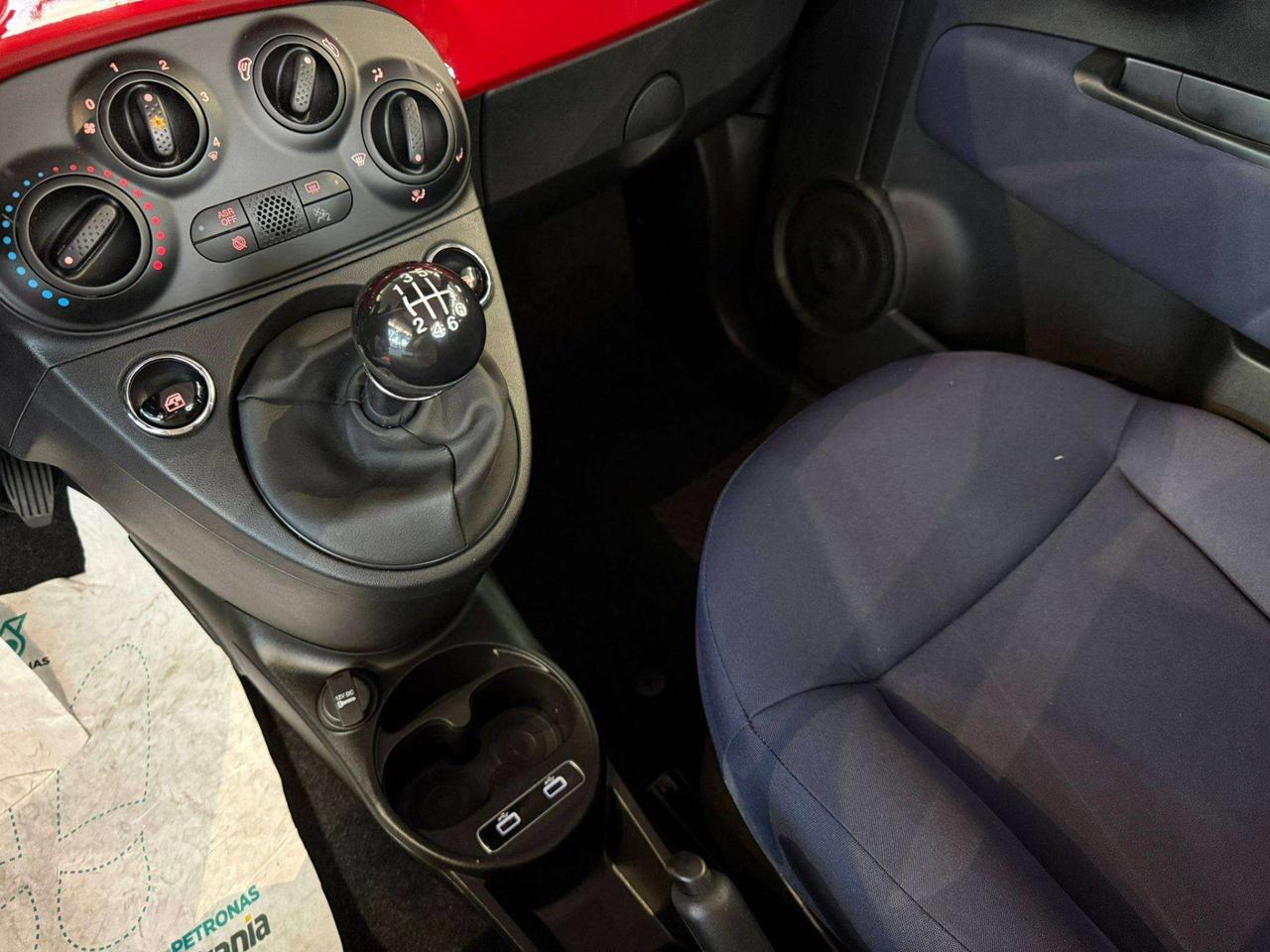 Fiat 500C 1.0 Hybrid Red