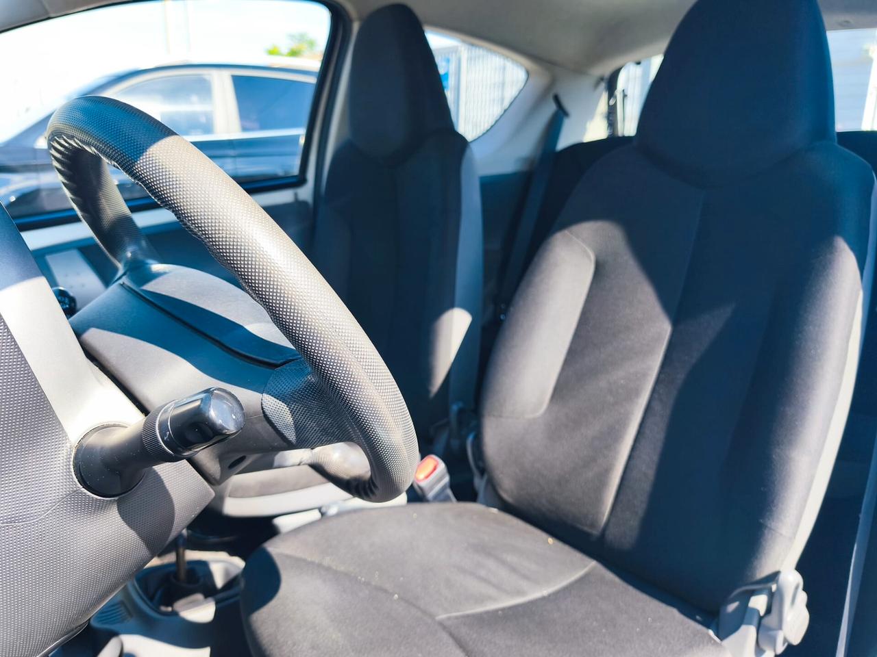Toyota Aygo 1.0 12V VVT-i 3 porte Now Connect