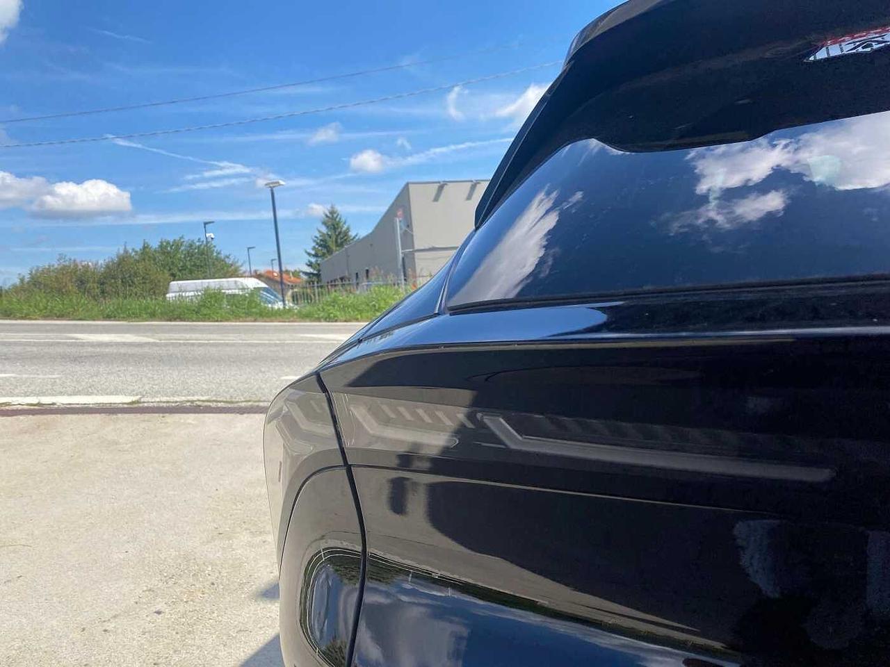 Alfa Romeo Junior 1.2 136 CV Hybrid eDCT6