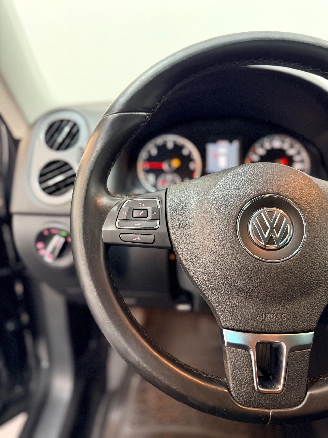 Volkswagen Tiguan 2.0 TDI 140CV 4MOTION DSG Sport & Style EURO 5B NEOPATENTATI