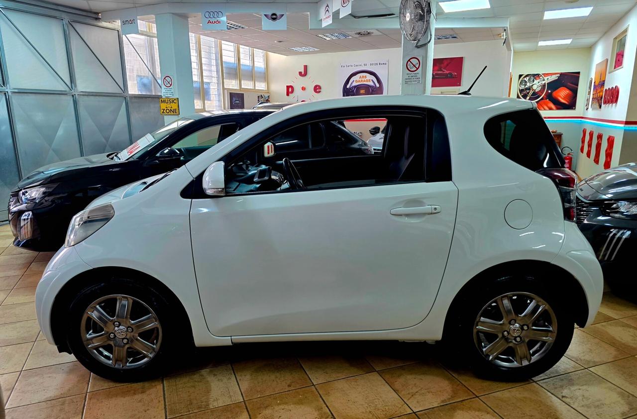 Toyota iQ 1.0 Lounge
