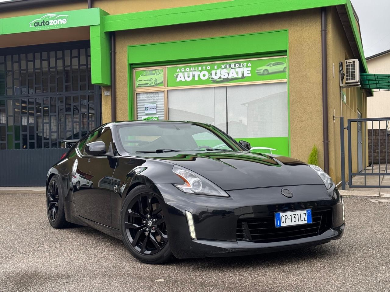 Nissan Z 370Z Coupé 3.7 V6 Lev 2