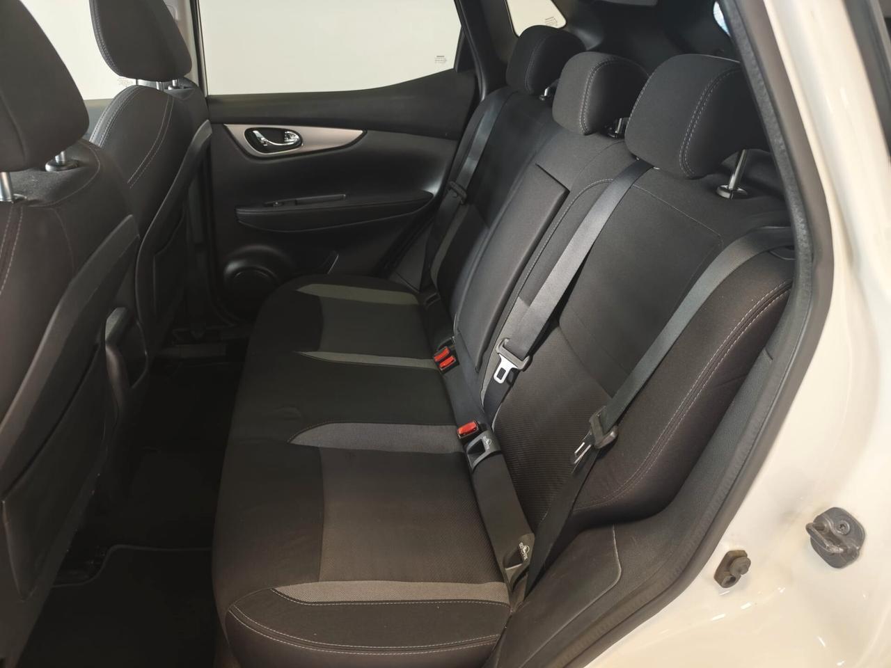 Nissan Qashqai 1.5 dCi N-Connecta